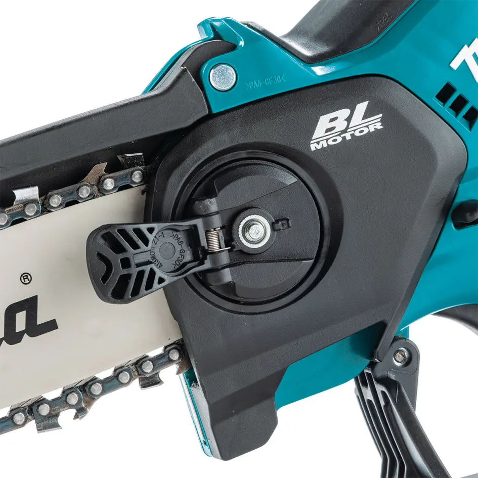 Makita 18V 15cm Akku-Kettensäge mit 1 x 5,0Ah Li-Ion-Akku und Ladegerät – Image 5